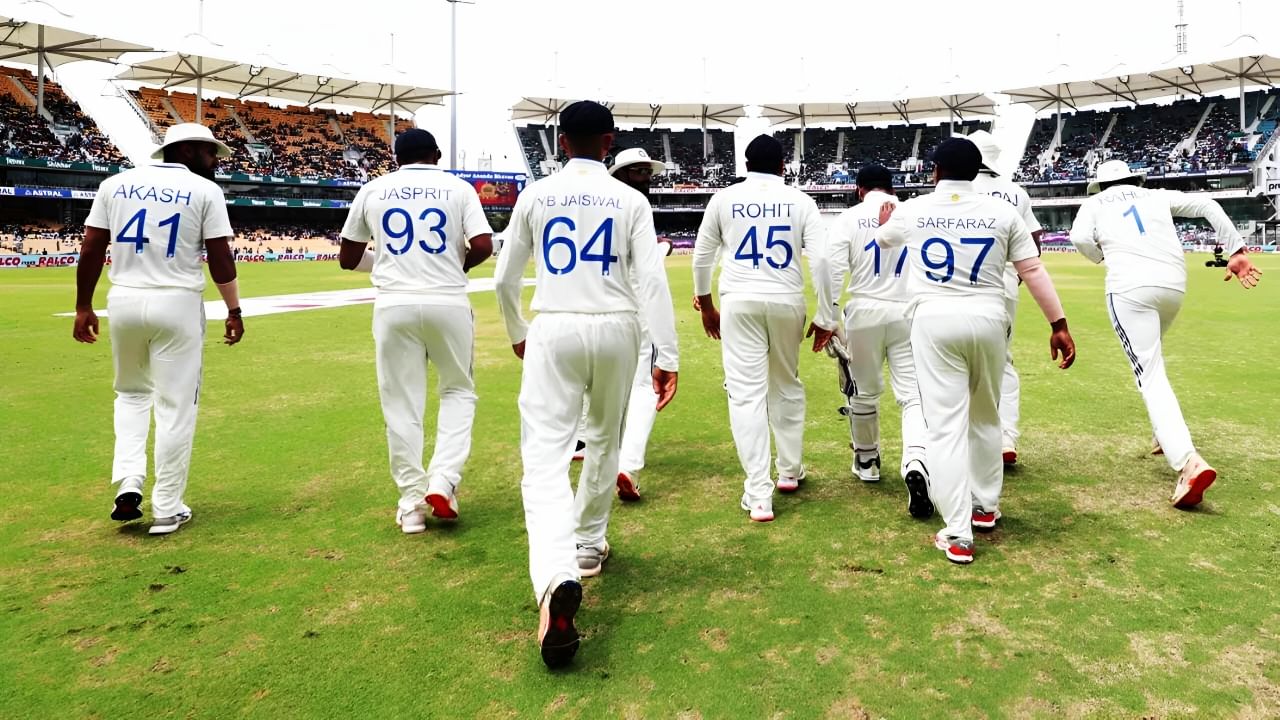 ಭಾರತ ಟೆಸ್ಟ್ ತಂಡದಲ್ಲಿ ಮೂವರು ಕನ್ನಡಿಗರಿಗೆ ಸ್ಥಾನ ಭಾರತ ಟೆಸ್ಟ್ ತಂಡದಲ್ಲಿ ಮೂವರು ಕನ್ನಡಿಗರಿಗೆ ಸ್ಥಾನ