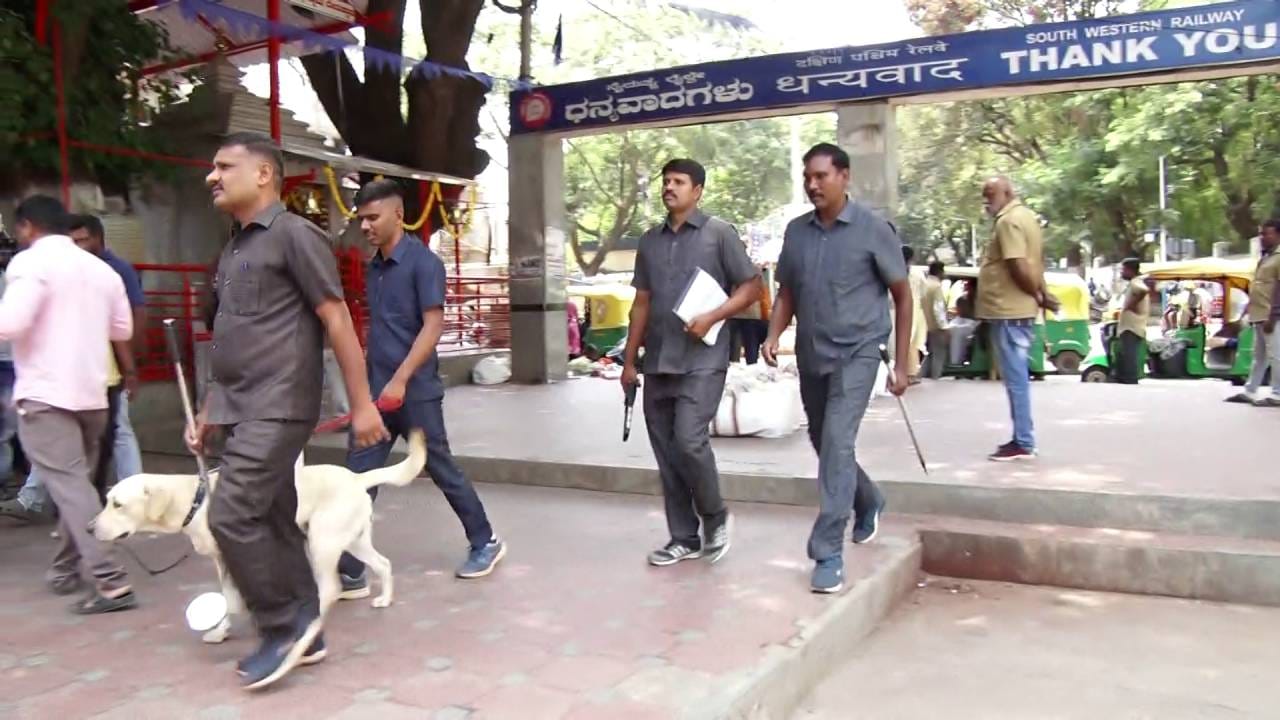 India-Pakistan Tension: ತುಮಕೂರು ರೈಲು ನಿಲ್ದಾಣದಲ್ಲಿ ಬಾಂಬ್ ನಿಷ್ಕ್ರಿಯ ದಳ ಪರಿಶೀಲನೆ