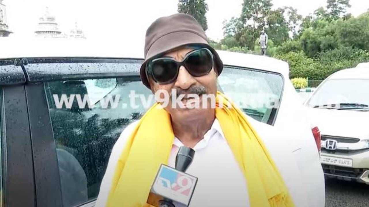 ಕರ್ನಾಟಕದಲ್ಲಿ ಕಮಲ್​ ಹಾಸನ್ ಚಿತ್ರಗಳ ಪ್ರದರ್ಶನಕ್ಕೆ ಅವಕಾಶ ನೀಡಲ್ಲ: ವಾಟಾಳ್ ನಾಗರಾಜ್