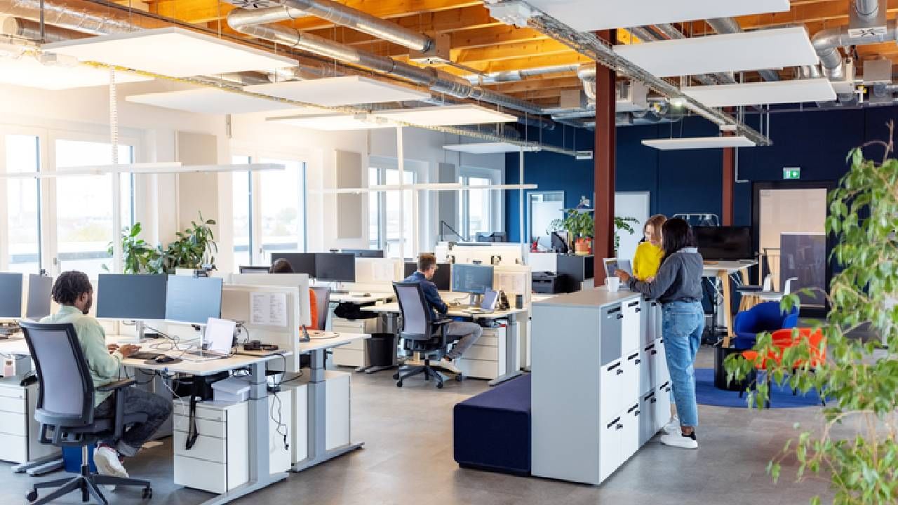 ಉಚಿತ ಶೌಚಾಲಯ, ಉಚಿತ ಲಿಫ್ಟ್, ನೈಟ್ ಸ್ನಾಕ್ಸ್; ಈ ಕಂಪೆನಿಯಲ್ಲಿ ಭಾರೀ ಸವಲತ್ತು