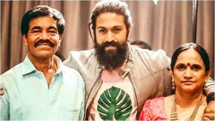 ‘ನಾನು ಯಶ್ ಅಭಿಮಾನಿ ಅಲ್ಲ, ಆದರೆ ಆ ಹೀರೋ ನಂಗೆ ಆದರ್ಶ’; ನೇರವಾಗಿ ಹೇಳಿದ ರಾಕಿಂಗ್ ಸ್ಟಾರ್ ತಾಯಿ ‘ನಾನು ಯಶ್ ಅಭಿಮಾನಿ ಅಲ್ಲ, ಆದರೆ ಆ ಹೀರೋ ನಂಗೆ ಆದರ್ಶ’; ನೇರವಾಗಿ ಹೇಳಿದ ರಾಕಿಂಗ್ ಸ್ಟಾರ್ ತಾಯಿ