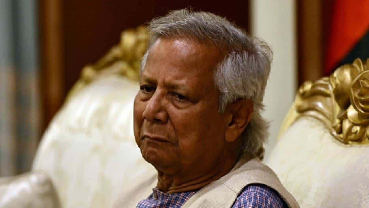 ಬಾಂಗ್ಲಾದೇಶದ ಮಧ್ಯಂತರ ಸರ್ಕಾರದ ಮುಖ್ಯಸ್ಥ ಮೊಹಮ್ಮದ್ ಯೂನಸ್ ರಾಜೀನಾಮೆ ಕೊಡ್ತಾರಾ? ಬಾಂಗ್ಲಾದೇಶದ ಮಧ್ಯಂತರ ಸರ್ಕಾರದ ಮುಖ್ಯಸ್ಥ ಮೊಹಮ್ಮದ್ ಯೂನಸ್ ರಾಜೀನಾಮೆ ಕೊಡ್ತಾರಾ?