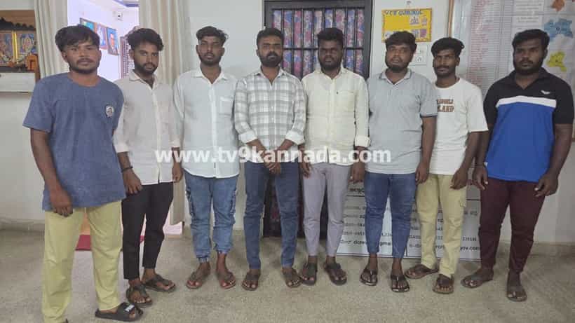 ಆರ್ಸಿಬಿ ಫೈನಲ್ಗೇರಿದ ಖುಷಿಯಲ್ಲಿ ಪೆಟ್ರೋಲ್ ಚೀಲ ಸಿಡಿಸಿ ಸಂಭ್ರಮಾಚರಣೆ: ರಾಯಚೂರಿನಲ್ಲಿ 8 ಯುವಕರ ಬಂಧನ