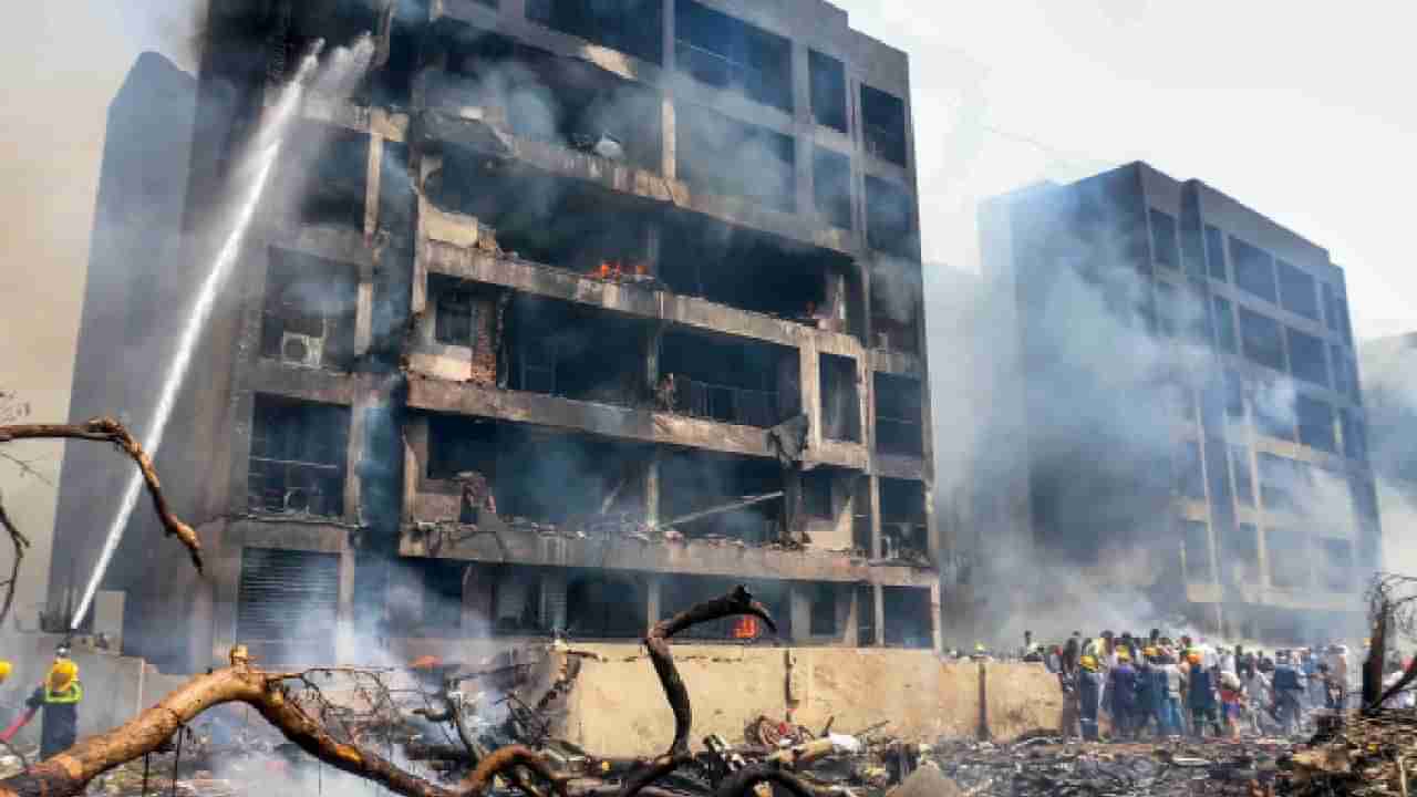 Gujarat Plane Crash: ಒಂದು ವಾರದ ಹಿಂದೆಯೇ ವಿಮಾನ ಅಪಘಾತದ ಭವಿಷ್ಯ ನುಡಿದಿದ್ದ ಜ್ಯೋತಿಷಿ!