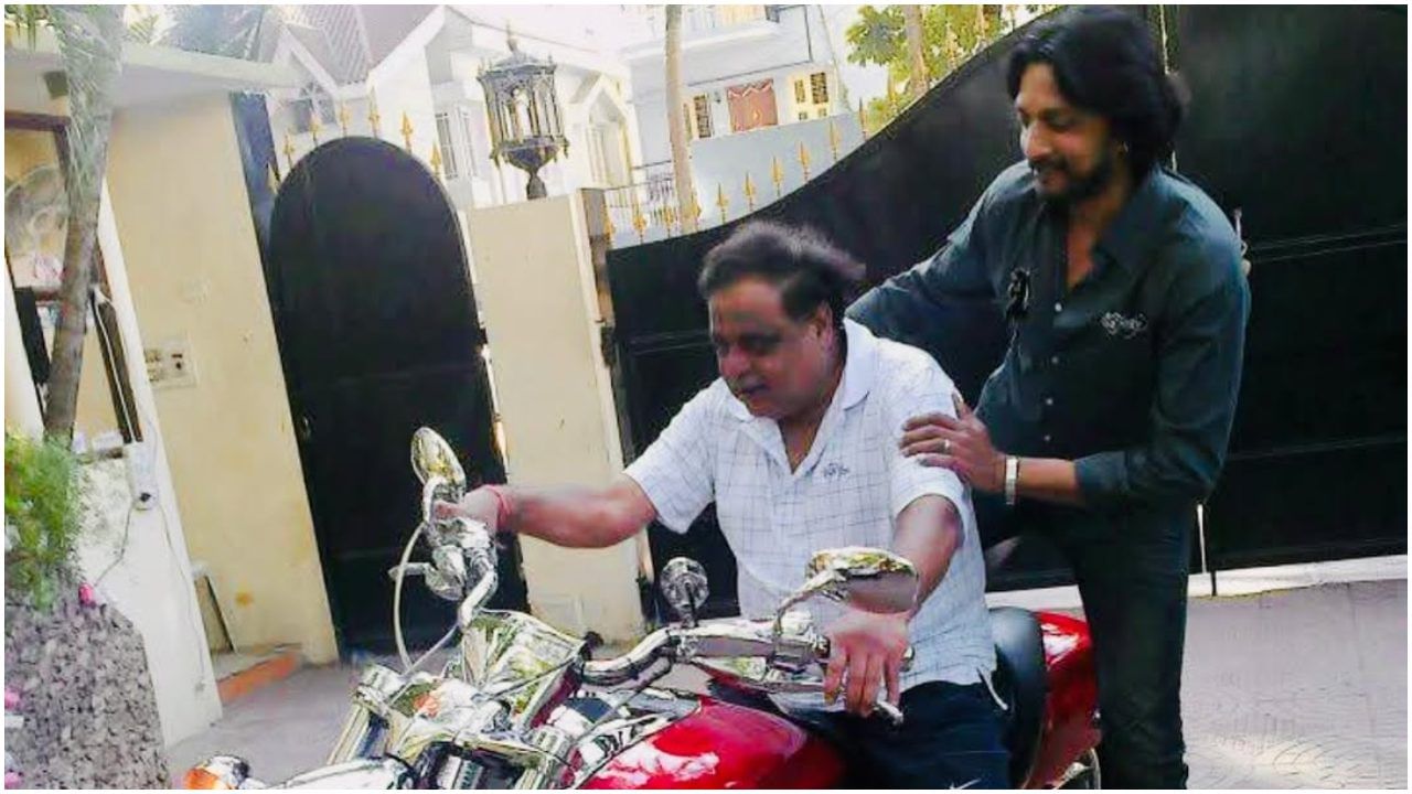 ಅಂಬಿ ಬೈಕ್ ಮೇಲೆ ಸುದೀಪ್; ಅಪರೂಪದ ಫೋಟೋ ಇಲ್ಲಿದೆ