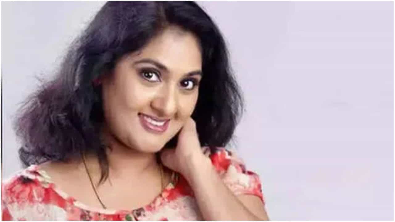ಖ್ಯಾತ ನಟಿಗೆ ಎರಡು ಮದುವೆ ಮತ್ತು ಸಂಸಾರದ ದುರಂತ ಅಂತ್ಯ, ಈಗ ಲಿವ್-ಇನ್ ರಿಲೇಶನ್ಶಿಪ್ ಖ್ಯಾತ ನಟಿಗೆ ಎರಡು ಮದುವೆ ಮತ್ತು ಸಂಸಾರದ ದುರಂತ ಅಂತ್ಯ, ಈಗ ಲಿವ್-ಇನ್ ರಿಲೇಶನ್ಶಿಪ್