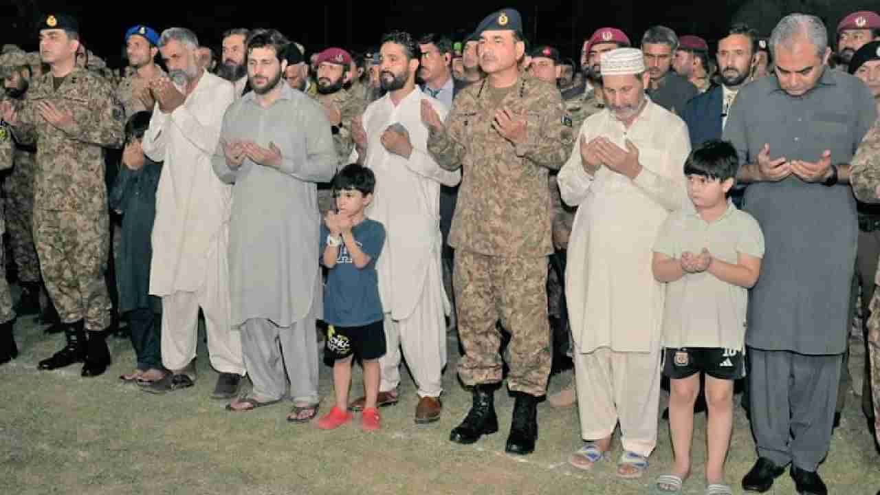 ಅಭಿನಂದನ್ ವರ್ಧಮಾನ್ ಅವರನ್ನು ಸೆರೆಹಿಡಿದಿದ್ದ ಪಾಕಿಸ್ತಾನದ ಮೇಜರ್ ಅಂತ್ಯಕ್ರಿಯೆಯಲ್ಲಿ ಪಾಕ್ ಸೇನಾ ಮುಖ್ಯಸ್ಥ ಅಸಿಮ್ ಮುನೀರ್ ಭಾಗಿ