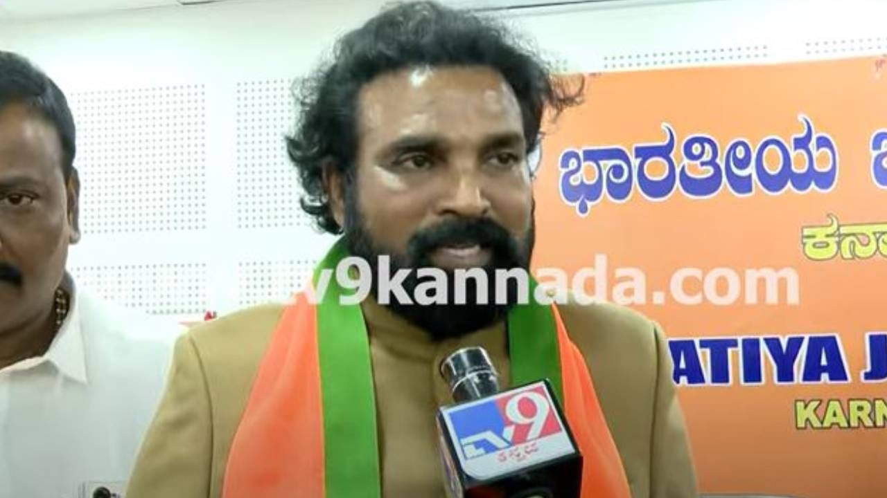 ನಾಗೇಂದ್ರ, ತುಕಾರಾಂ, ಭರತ್ ರೆಡ್ಡಿ ಮೊದಲಾದವರೆಲ್ಲ ಅಲಿಬಾಬಾ ಮತ್ತು 40 ಕಳ್ಳರ ತಂಡದಂತೆ: ಬಿ ಶ್ರೀರಾಮುಲು