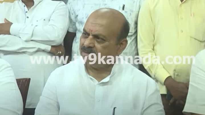 ಬಿಜೆಪಿ ರಾಜ್ಯಾಧ್ಯಕ್ಷನ ಸ್ಥಾನಕ್ಕೆ ನಾನು ಆಕಾಂಕ್ಷಿಯೆಂದು ಯಾವತ್ತೂ ಹೇಳಿಲ್ಲ: ಬಸವರಾಜ ಬೊಮ್ಮಾಯಿ ಬಿಜೆಪಿ ರಾಜ್ಯಾಧ್ಯಕ್ಷನ ಸ್ಥಾನಕ್ಕೆ ನಾನು ಆಕಾಂಕ್ಷಿಯೆಂದು ಯಾವತ್ತೂ ಹೇಳಿಲ್ಲ: ಬಸವರಾಜ ಬೊಮ್ಮಾಯಿ