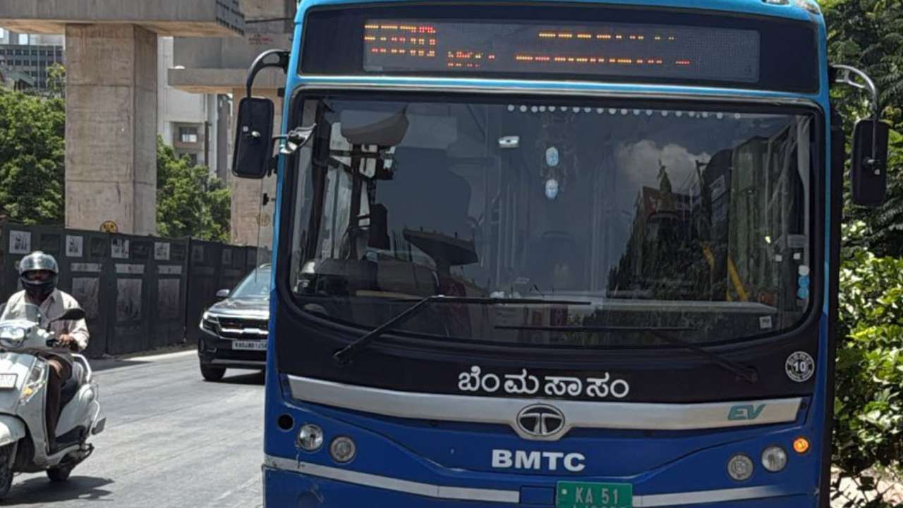 ಬೆಂಗಳೂರು: ಬಿಎಂಟಸಿ ಬಸ್​ ಡಿಕ್ಕಿಯಾಗಿ ಓರ್ವ ಸಾವು, ಇಬ್ಬರು ಮಕ್ಕಳಿಗೆ ಗಾಯ