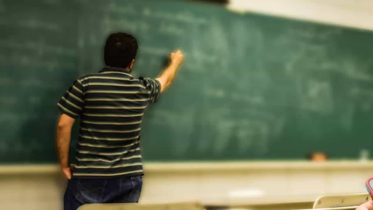 CBSE National Teacher Award 2025: ರಾಷ್ಟ್ರೀಯ ಶಿಕ್ಷಕ ಪ್ರಶಸ್ತಿಗೆ ಅರ್ಜಿ ಸಲ್ಲಿಕೆ ಪ್ರಕ್ರಿಯೆ ಆರಂಭ; ಅರ್ಜಿ ಸಲ್ಲಿಸುವುದು ಹೇಗೆ? CBSE National Teacher Award 2025: ರಾಷ್ಟ್ರೀಯ ಶಿಕ್ಷಕ ಪ್ರಶಸ್ತಿಗೆ ಅರ್ಜಿ ಸಲ್ಲಿಕೆ ಪ್ರಕ್ರಿಯೆ ಆರಂಭ; ಅರ್ಜಿ ಸಲ್ಲಿಸುವುದು ಹೇಗೆ?