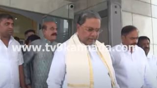 ಗಳೆ ಹೊಡೆಯಲು ಎತ್ತುಗಳಿಲ್ಲದ ಕಲಘಟಗಿಯ ವೃದ್ಧ ದಂಪತಿ ತಾವೇ ಪಶುಗಳ ಹಾಗೆ ಕೆಲಸಕ್ಕೆ ಮುಂದಾಗುತ್ತಾರೆ!