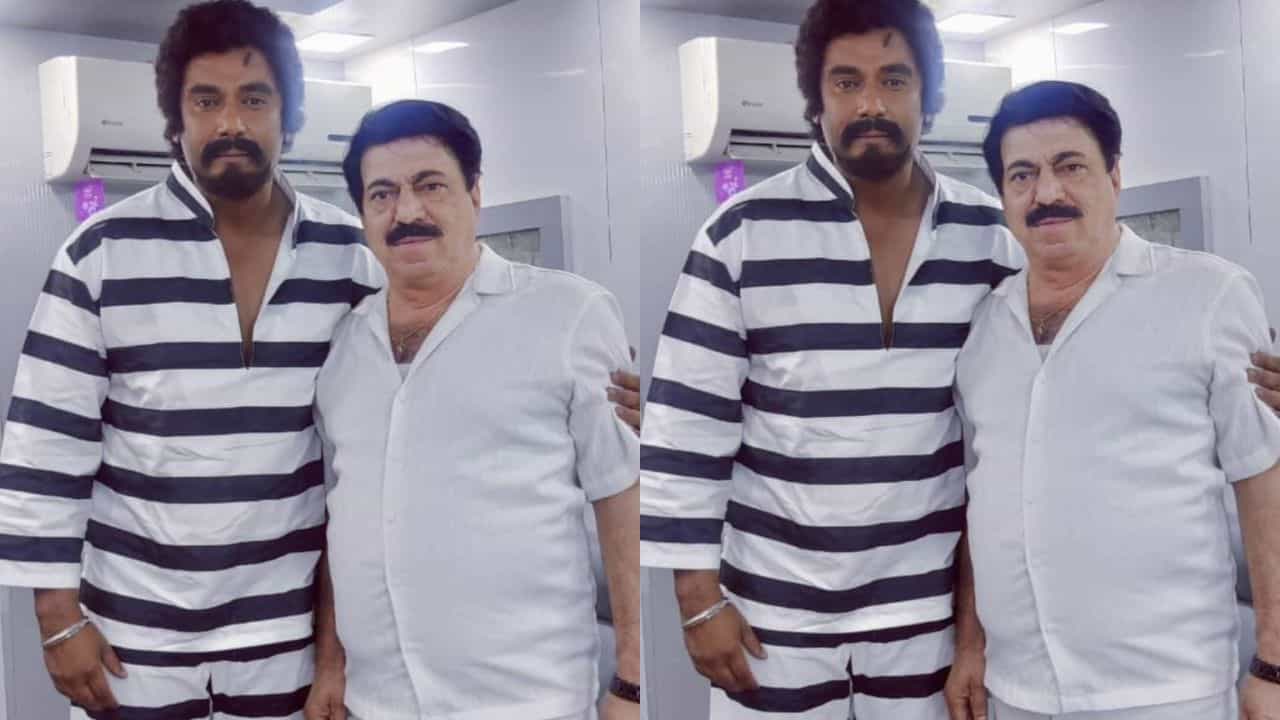 ಜೈಲು ಯೂನಿಫಾರ್ಮ್ನಲ್ಲಿ ನಟ ದರ್ಶನ್, ಏಕಿದು ಹೊಸ ವೇಷ? ಜೈಲು ಯೂನಿಫಾರ್ಮ್ನಲ್ಲಿ ನಟ ದರ್ಶನ್, ಏಕಿದು ಹೊಸ ವೇಷ?