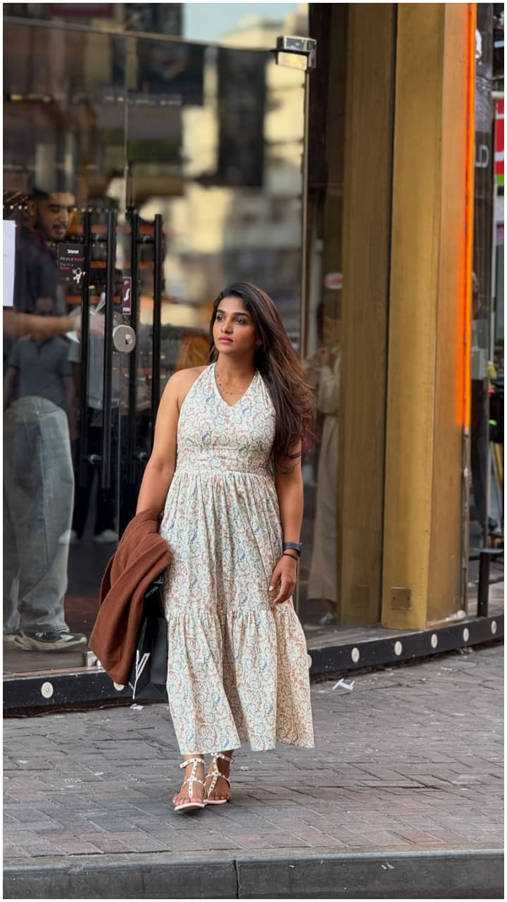 Divya Uruduga (2)