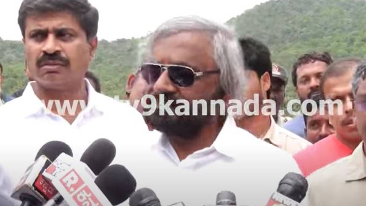 ಹುಲಿಗಳ ಸಾವು: ಮಾಧ್ಯಮದವರ ಪ್ರಶ್ನೆಗಳಿಗೆ ಸಮಂಜಸ ಉತ್ತರ ನೀಡದೆ ಪಲಾಯನಗೈದ ಅರಣ್ಯ ಸಚಿವ ಈಶ್ವರ್ ಖಂಡ್ರೆ
