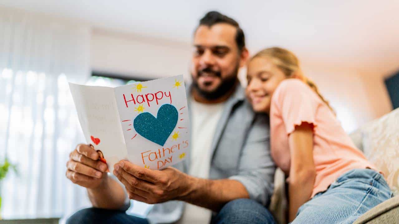 Father’s Day 2025: ಇಂದು ವಿಶ್ವ ತಂದೆಯರ ದಿನ; ಮಕ್ಕಳ ಪಾಲಿನ ರಿಯಲ್‌ ಹೀರೋಗಳ ದಿನದ ಇತಿಹಾಸವನ್ನು ತಿಳಿಯಿರಿ