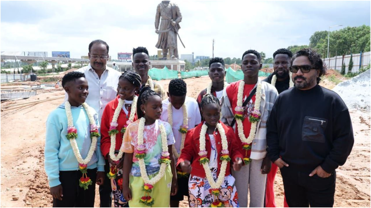 ‘45’ ಸಿನಿಮಾ ಹಾಡಿನಲ್ಲಿ ಶಿವಣ್ಣ, ಉಪ್ಪಿ, ರಾಜ್ ಶೆಟ್ಟಿ ಜತೆ ಉಗಾಂಡ ಮಕ್ಕಳ ಡ್ಯಾನ್ಸ್