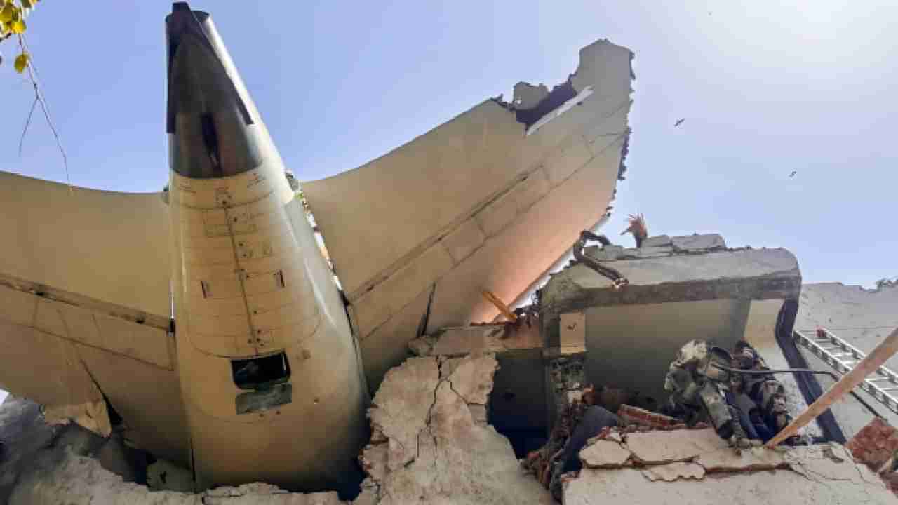 Gujarat Plane Crash:  ಅಹಮದಾಬಾದ್​​ನಲ್ಲಿ ಏರ್ ಇಂಡಿಯಾ ವಿಮಾನ ಪತನ; 241 ಪ್ರಯಾಣಿಕರ ಸಾವು