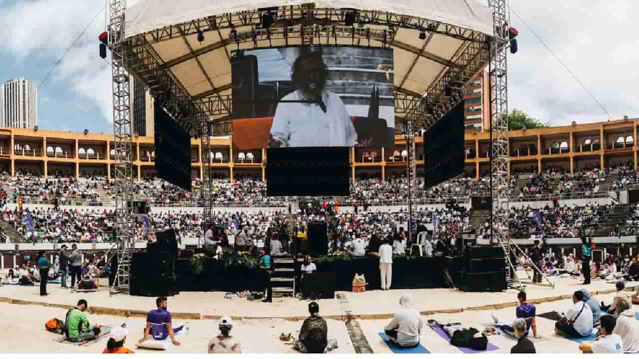 ಸಶಸ್ತ್ರ ಸಂಘರ್ಷ ಕೊನೆಗೊಳಿಸಿದ ಐತಿಹಾಸಿಕ ಸಾಧನೆಯ ಮಹತ್ವದ ಘಳಿಗೆ: ಈ ಶಾಂತಿ ಪ್ರಕ್ರಿಯೆಯಲ್ಲಿ ಗುರುದೇವರು