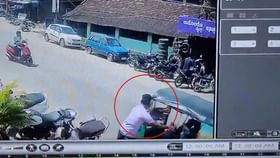 ಮಕ್ಕಳಿದ್ದ ಆಟೋ ನ್ಯೂಟ್ರಲ್ ಮಾಡಿ ಹಿಂದೆ ತಳ್ಳಿ ಬಿಟ್ಟ ಯುವಕ! ಮಕ್ಕಳಿದ್ದ ಆಟೋ ನ್ಯೂಟ್ರಲ್ ಮಾಡಿ ಹಿಂದೆ ತಳ್ಳಿ ಬಿಟ್ಟ ಯುವಕ!