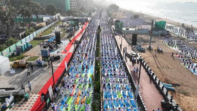 ಯೋಗ, ಸೂರ್ಯ ನಮಸ್ಕಾರದಲ್ಲಿ 2 ಗಿನ್ನೆಸ್ ವಿಶ್ವ ದಾಖಲೆ ನಿರ್ಮಿಸಿದ ಆಂಧ್ರಪ್ರದೇಶ