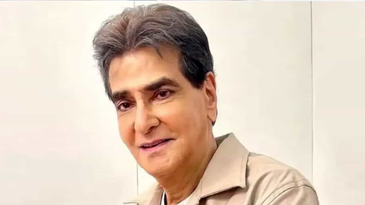 83ರ ಇಳಿ ವಯಸ್ಸಿನಲ್ಲಿ ನಟ ಜಿತೇಂದ್ರ ಭರ್ಜರಿ ಡೀಲ್, 855 ಕೋಟಿ ಬಾಚಿಕೊಂಡ ನಟ 83ರ ಇಳಿ ವಯಸ್ಸಿನಲ್ಲಿ ನಟ ಜಿತೇಂದ್ರ ಭರ್ಜರಿ ಡೀಲ್, 855 ಕೋಟಿ ಬಾಚಿಕೊಂಡ ನಟ