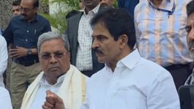 ಜಾತಿ ಗಣತಿ ವರದಿ, ಕಾಲ್ತುಳಿತದ ಬಗ್ಗೆ CM-DCMಗೆ ಹೈಕಮಾಂಡ್ ಖಡಕ್ ಸೂಚನೆ ಜಾತಿ ಗಣತಿ ವರದಿ, ಕಾಲ್ತುಳಿತದ ಬಗ್ಗೆ CM-DCMಗೆ ಹೈಕಮಾಂಡ್ ಖಡಕ್ ಸೂಚನೆ