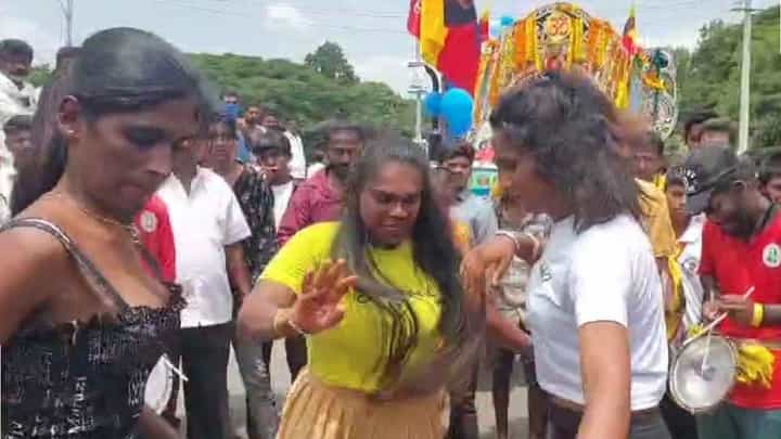 ಮಂಗಳಮುಖಿಯರ ಅಶ್ಲೀಲ ಡ್ಯಾನ್ಸ್, ಕೆಂಪೇಗೌಡರ ಜಯಂತಿಯಲ್ಲಿ ಇದೆಂಥಾ ನೃತ್ಯ...? ಮಂಗಳಮುಖಿಯರ ಅಶ್ಲೀಲ ಡ್ಯಾನ್ಸ್, ಕೆಂಪೇಗೌಡರ ಜಯಂತಿಯಲ್ಲಿ ಇದೆಂಥಾ ನೃತ್ಯ...?