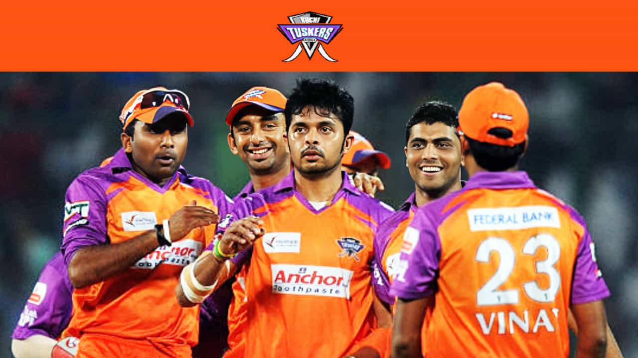 ಇಂಡಿಯನ್ ಪ್ರೀಮಿಯರ್ ಲೀಗ್ (IPL) 2011 ರಲ್ಲಿ ಒಟ್ಟು 10 ತಂಡಗಳು ಕಣಕ್ಕಿಳಿದಿದ್ದವು. ಈಗಿರುವ 8 ತಂಡಗಳ ಜೊತೆ ಅಂದು ಕೊಚ್ಚಿ ಟಸ್ಕರ್ಸ್ ಕೇರಳ ಹಾಗೂ ಪುಣೆ ವಾರಿಯರ್ಸ್ ಇಂಡಿಯಾ ತಂಡಗಳು ಕಾಣಿಸಿಕೊಂಡಿದ್ದವು. ಆದರೆ 2012 ರಲ್ಲಿ ಕೊಚ್ಚಿ ಟಸ್ಕರ್ಸ್ ಕೇರಳ ತಂಡವನ್ನು ಐಪಿಎಲ್ನಿಂದ ಕೈ ಬಿಡಲಾಯಿತು.