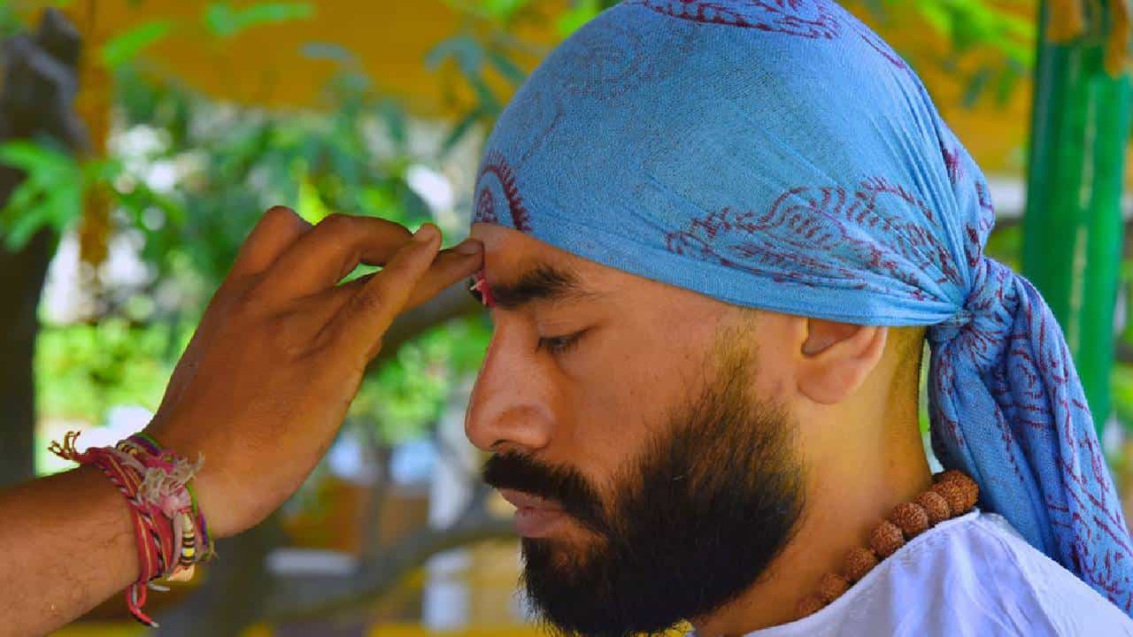 Daily Devotional: ವಿಭೂತಿ-ಕುಂಕುಮ ಇಲ್ಲದೆ ದೇವತಾಕಾರ್ಯ ಮಾಡಬಹುದಾ?