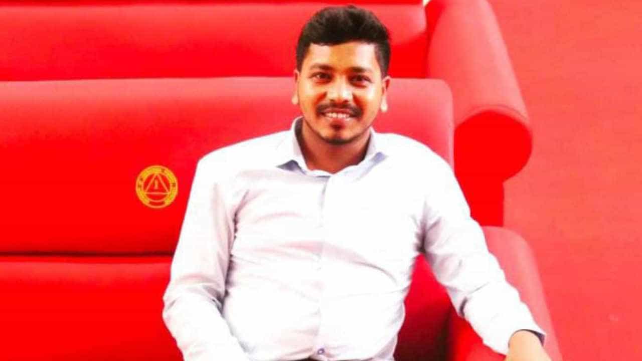ಚಿಕ್ಕಬಳ್ಳಾಪುರ: ಲಂಡನ್ನಲ್ಲಿ ಕೆಲಸ ಕೊಡಿಸುವುದಾಗಿ ಕರೆದುಕೊಂಡು ಹೋಗಿ ಕೊಂದೆ ಬಿಟ್ಟರು ಚಿಕ್ಕಬಳ್ಳಾಪುರ: ಲಂಡನ್ನಲ್ಲಿ ಕೆಲಸ ಕೊಡಿಸುವುದಾಗಿ ಕರೆದುಕೊಂಡು ಹೋಗಿ ಕೊಂದೆ ಬಿಟ್ಟರು
