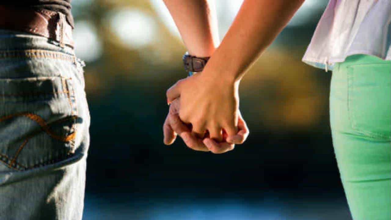 ಲಿವ್-ಇನ್ ರಿಲೇಶನ್ಶಿಪ್ ಭಾರತೀಯ ಮಧ್ಯಮ ವರ್ಗದ ಮೌಲ್ಯಗಳಿಗೆ ವಿರುದ್ಧವಾಗಿದೆ: ಅಲಹಾಬಾದ್ ಹೈಕೋರ್ಟ್ ಲಿವ್-ಇನ್ ರಿಲೇಶನ್ಶಿಪ್ ಭಾರತೀಯ ಮಧ್ಯಮ ವರ್ಗದ ಮೌಲ್ಯಗಳಿಗೆ ವಿರುದ್ಧವಾಗಿದೆ: ಅಲಹಾಬಾದ್ ಹೈಕೋರ್ಟ್