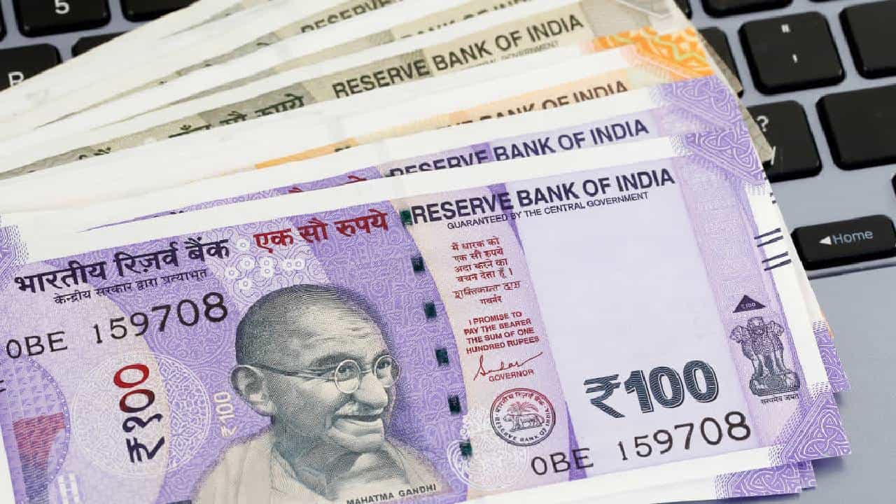 Money Matter: ಮುಂದೊಂದು ದಿನ ರಿಟೈರ್ ಆಗ್ಲೇಬೇಕು; ಆ ದಿನ ನಿಮ್ಮ ಸೇವಿಂಗ್ಸ್ ಎಷ್ಟಿರಬೇಕು? Money Matter: ಮುಂದೊಂದು ದಿನ ರಿಟೈರ್ ಆಗ್ಲೇಬೇಕು; ಆ ದಿನ ನಿಮ್ಮ ಸೇವಿಂಗ್ಸ್ ಎಷ್ಟಿರಬೇಕು?