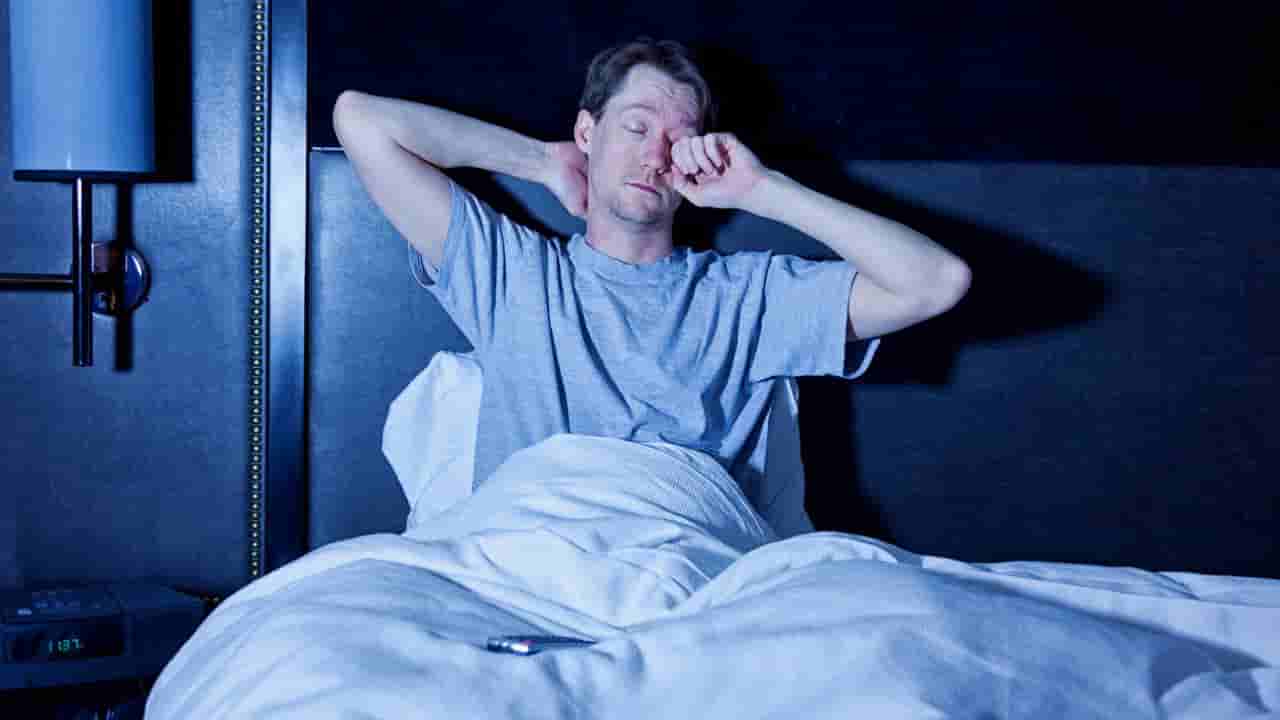 ರಾತ್ರಿ ನಿದ್ರೆಯಿಂದ ಆಗಾಗ ಎಚ್ಚರವಾಗುತ್ತಾ? ಇದು ಈ ಆರೋಗ್ಯ ಸಮಸ್ಯೆಯ ಮುನ್ಸೂಚನೆ