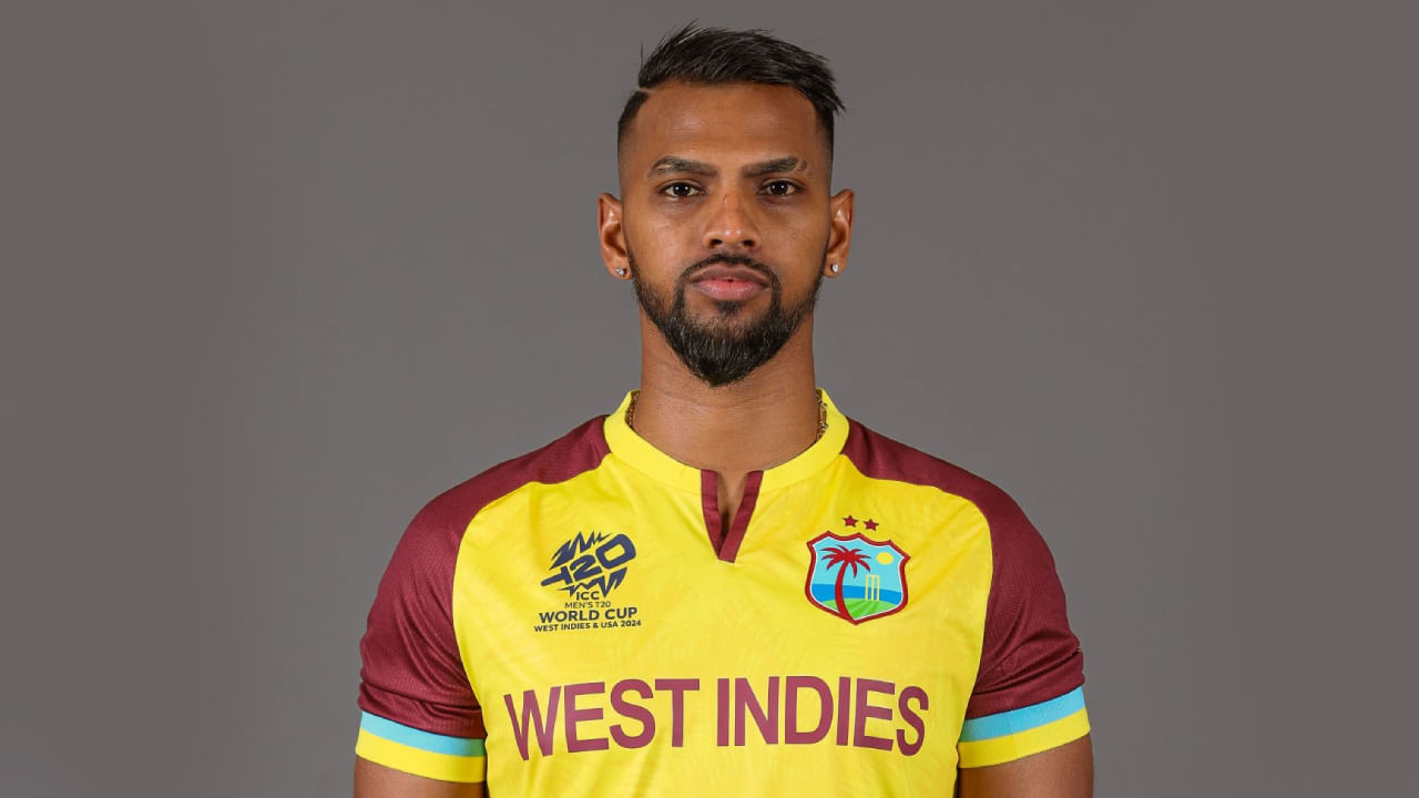 ನಿಕೋಲಸ್ ಪೂರನ್: ವೆಸ್ಟ್ ಇಂಡೀಸ್ ತಂಡದ ವಿಕೆಟ್ ಕೀಪರ್ ಬ್ಯಾಟರ್ ನಿಕೋಲಸ್ ಪೂರನ್ ಕೂಡ ಎಲ್ಲಾ ಮಾದರಿಯ ಅಂತಾರಾಷ್ಟ್ರೀಯ ಕ್ರಿಕೆಟ್ಗೆ ವಿದಾಯ ಹೇಳಿದ್ದಾರೆ. ಅದು ಕೂಡ 29ನೇ ವಯಸ್ಸಿನಲ್ಲಿ ಎಂಬುದು ಅಚ್ಚರಿ. ಇದಾಗ್ಯೂ ಟಿ20 ಲೀಗ್ನಲ್ಲಿ ಕಣಕ್ಕಿಳಿಯುವುದಾಗಿ ಪೂರನ್ ತಿಳಿಸಿದ್ದಾರೆ.