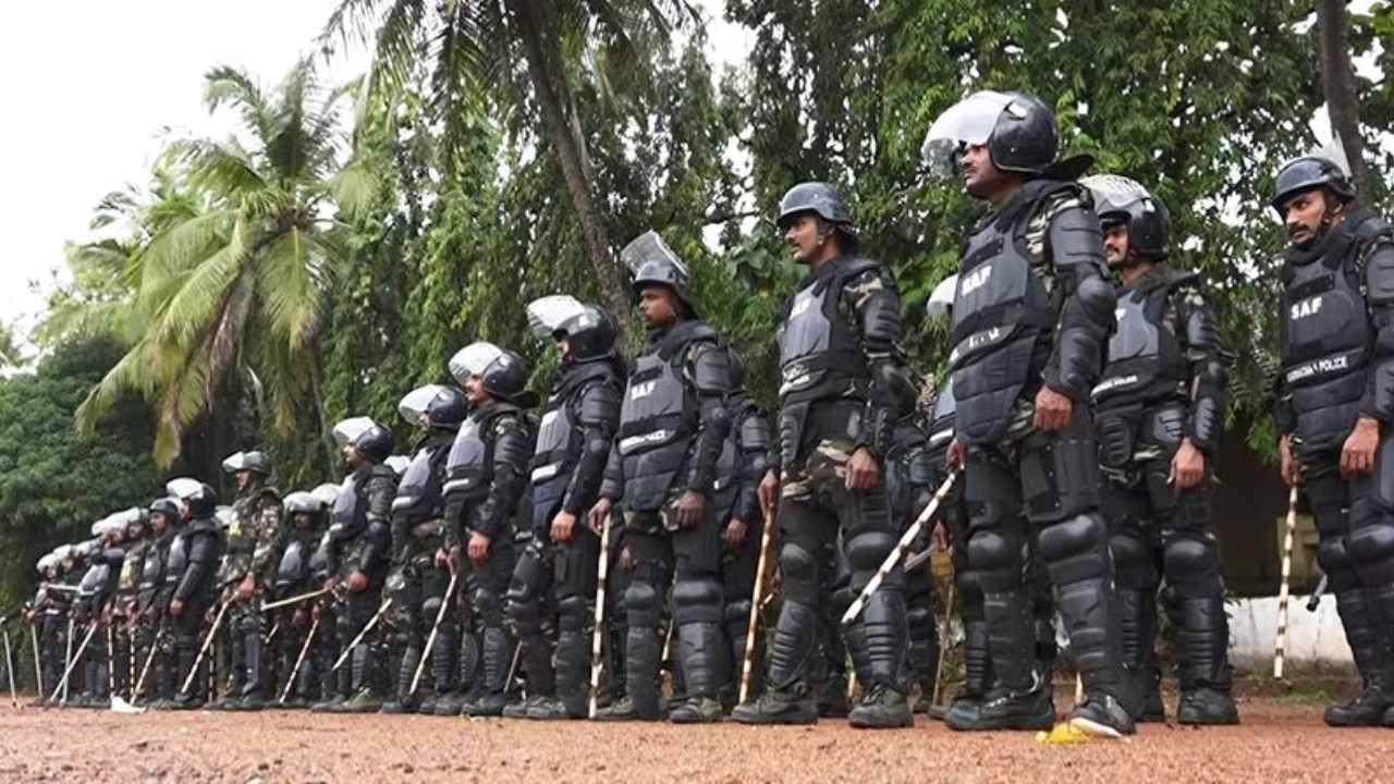 ಮಂಗಳೂರಿನಲ್ಲಿ ಅಸ್ತಿತ್ವಕ್ಕೆ ಬಂತು ಸ್ಪೆಷಲ್ ಆ್ಯಕ್ಷನ್ ಫೋರ್ಸ್: ಗೃಹ ಸಚಿವ ಪರಮೇಶ್ವರ್ ಚಾಲನೆ ಮಂಗಳೂರಿನಲ್ಲಿ ಅಸ್ತಿತ್ವಕ್ಕೆ ಬಂತು ಸ್ಪೆಷಲ್ ಆ್ಯಕ್ಷನ್ ಫೋರ್ಸ್: ಗೃಹ ಸಚಿವ ಪರಮೇಶ್ವರ್ ಚಾಲನೆ