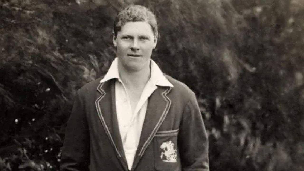 ಟೆಸ್ಟ್ ಕ್ರಿಕೆಟ್​ನಲ್ಲಿ ನಾಯಕನಾಗಿ ಮೊದಲ 10 ಪಂದ್ಯಗಳಲ್ಲಿ ಅತ್ಯಧಿಕ ಗೆಲುವು ಕಂಡ ನಾಯಕನೆಂಬ ವಿಶ್ವ ದಾಖಲೆ ಪೆರ್ಸಿ ಚಾಪ್​ಮ್ಯಾನ್ ಹೆಸರಿನಲ್ಲಿತ್ತು. 1926 ರಲ್ಲಿ ಇಂಗ್ಲೆಂಡ್ ತಂಡವನ್ನು ಮುನ್ನಡೆಸಿದ್ದ ಚಾಪ್​ಮ್ಯಾನ್ ಮೊದಲ 10 ಪಂದ್ಯಗಳಲ್ಲಿ 9 ಗೆಲುವು ತಂದುಕೊಟ್ಟಿದ್ದರು. ಇದೇ ವೇಳೆ ಒಂದು ಪಂದ್ಯದಲ್ಲಿ ಮಾತ್ರ ಇಂಗ್ಲೆಂಡ್ ತಂಡ ಸೋಲನುಭವಿಸಿತ್ತು. 