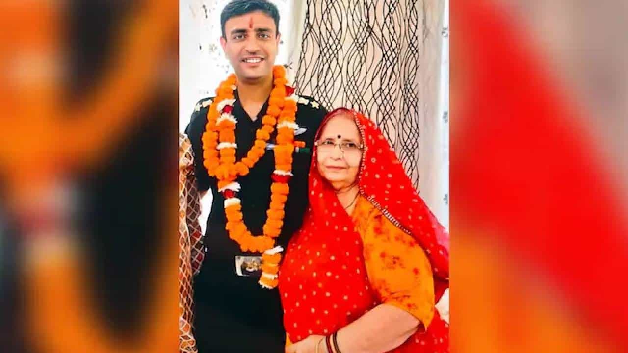 ಉತ್ತರಾಖಂಡ್: ಹೆಲಿಕಾಪ್ಟರ್ ಅಪಘಾತದಲ್ಲಿ ಮೃತಪಟ್ಟಿದ್ದ ಪೈಲಟ್ ರಾಜ್ವೀರ್ ತಾಯಿ ಹೃದಯಾಘಾತದಿಂದ ಸಾವು ಉತ್ತರಾಖಂಡ್: ಹೆಲಿಕಾಪ್ಟರ್ ಅಪಘಾತದಲ್ಲಿ ಮೃತಪಟ್ಟಿದ್ದ ಪೈಲಟ್ ರಾಜ್ವೀರ್ ತಾಯಿ ಹೃದಯಾಘಾತದಿಂದ ಸಾವು