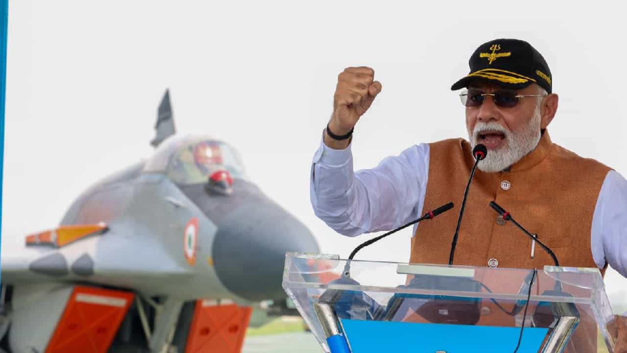 ಕಾಶಿ ವಿಶ್ವನಾಥ ಕಾರಿಡಾರ್ನಿಂದ ರಾಮಮಂದಿರದವರೆಗೆ 11 ವರ್ಷದ ಮೋದಿ ಸರ್ಕಾರದ ಮೈಲಿಗಲ್ಲುಗಳಿವು ಕಾಶಿ ವಿಶ್ವನಾಥ ಕಾರಿಡಾರ್ನಿಂದ ರಾಮಮಂದಿರದವರೆಗೆ 11 ವರ್ಷದ ಮೋದಿ ಸರ್ಕಾರದ ಮೈಲಿಗಲ್ಲುಗಳಿವು