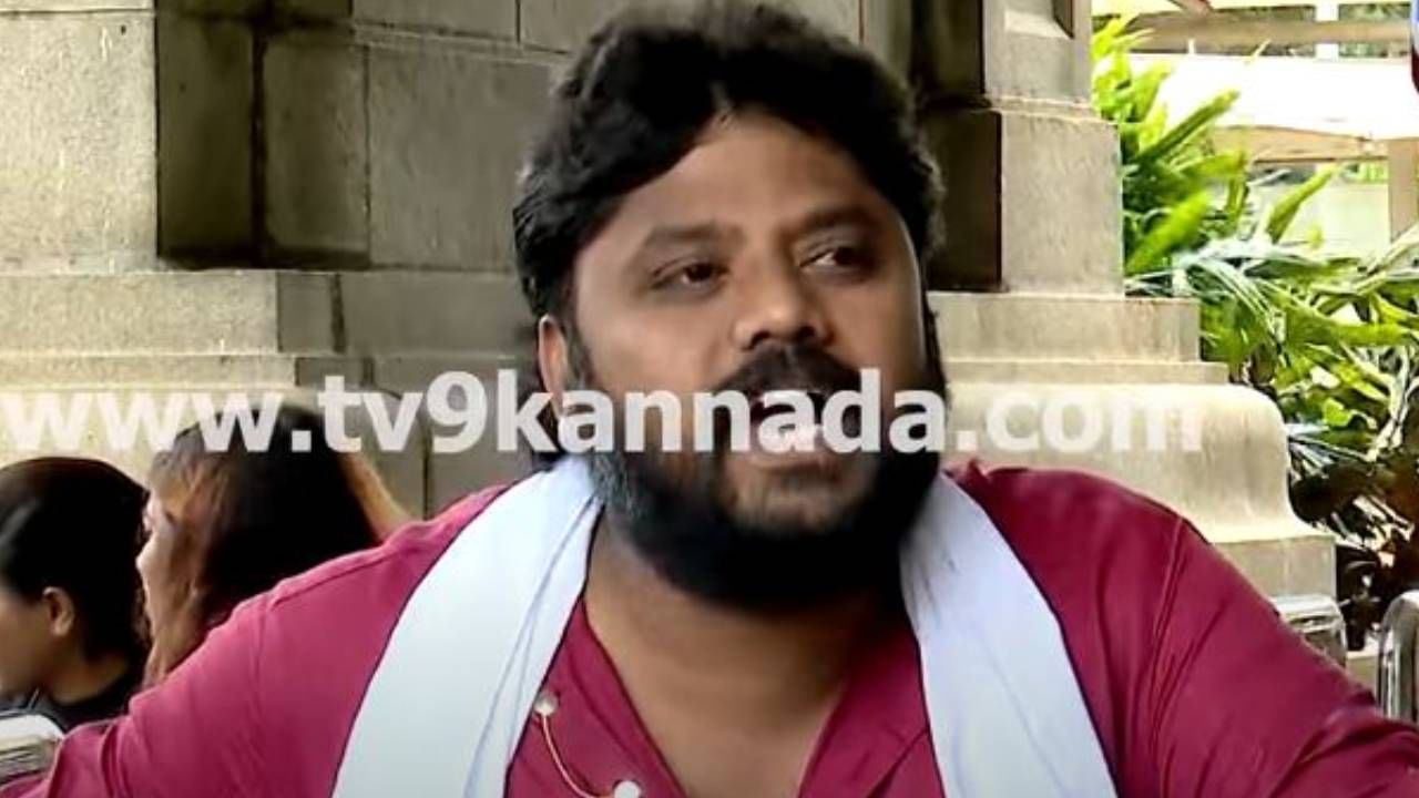 ಮಾಧ್ಯಮದವರ ಪ್ರಶ್ನೆಗಳಿಗೆ ಉತ್ತರಿಸಲಾಗದ ಪ್ರದೀಪ್ ಈಶ್ವರ್ ವಿಷಯಾಂತರ ಮಾಡುವ ಪ್ರಯತ್ನ ಮಾಡಿದರು