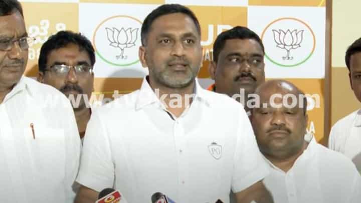 ಬಿಜೆಪಿ ಸ್ವಂತ ಬಲದಲ್ಲಿ ಪಂಚಾಯಿತಿಯಿಂದ ಹಿಡಿದು ಪಾರ್ಲಿಮೆಂಟ್ವರೆಗೆ ಅಧಿಕಾರಕ್ಕೆ ಬರುವ ತಯಾರಿಯಲ್ಲಿದೆ: ಪ್ರೀತಂ ಗೌಡ ಬಿಜೆಪಿ ಸ್ವಂತ ಬಲದಲ್ಲಿ ಪಂಚಾಯಿತಿಯಿಂದ ಹಿಡಿದು ಪಾರ್ಲಿಮೆಂಟ್ವರೆಗೆ ಅಧಿಕಾರಕ್ಕೆ ಬರುವ ತಯಾರಿಯಲ್ಲಿದೆ: ಪ್ರೀತಂ ಗೌಡ