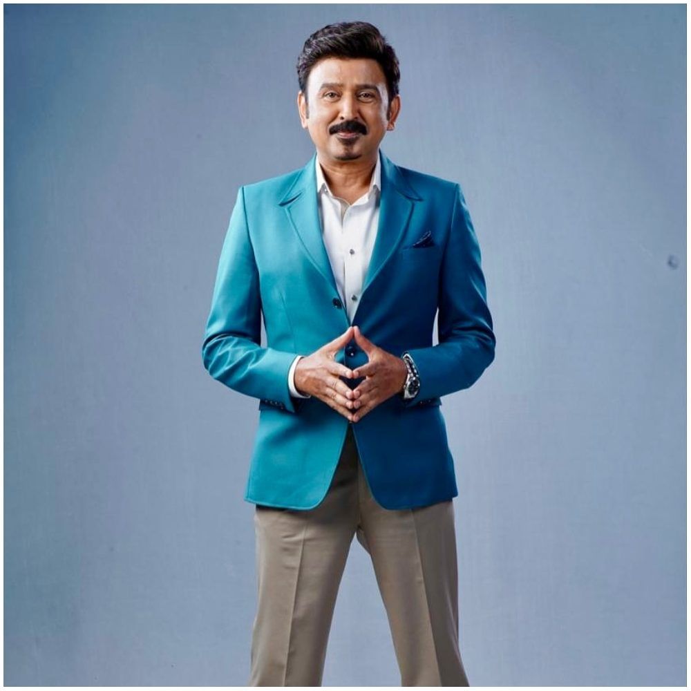 ರಮೇಶ್ ಅರವಿಂದ್ ಅವರು ಇತ್ತೀಚೆಗೆ ಸಿನಿಮಾ ಆಯ್ಕೆಯಲ್ಲಿ ಚ್ಯೂಸಿ ಆಗಿದ್ದಾರೆ. ಅಲ್ಲೊಂದು ಇಲ್ಲೊಂದು ಸಿನಿಮಾ ಮಾಡುತ್ತಿದ್ದಾರೆ. ಅವರು ‘ದೈಜಿ’ ಹೆಸರಿನ ಚಿತ್ರ ಮಾಡುತ್ತಿದ್ದಾರೆ. ಇದು ಸಸ್ಪೆನ್ಸ್ ಥ್ರಿಲ್ಲರ್ ಶೈಲಿಯಲ್ಲಿ ಮೂಡಿ ಬರುತ್ತಿದೆ.