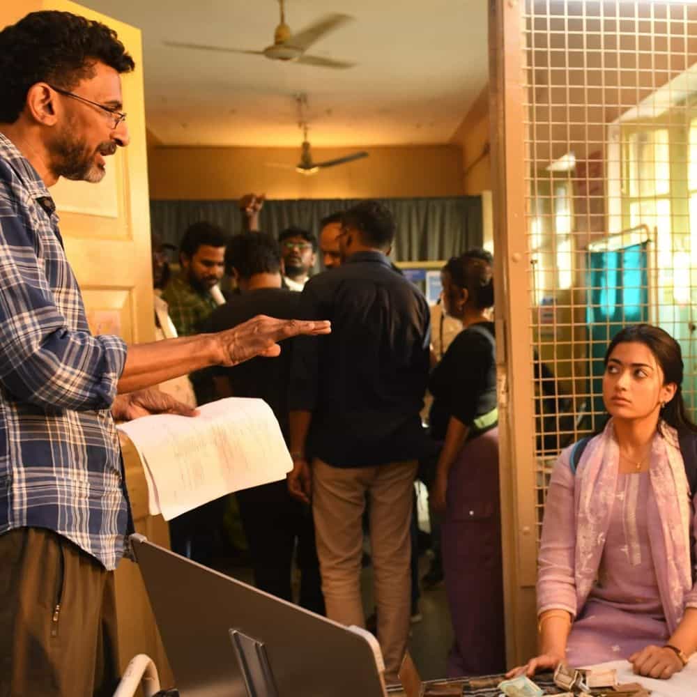 ಮೊದಲಿಗೆ ನಿರ್ದೇಶಕ ಶೇಖರ್ ಕಮ್ಮುಲ ಅವರ ಪ್ರತಿಭೆಯನ್ನು ಕೊಂಡಾಡಿರುವ ರಶ್ಮಿಕಾ, ಶೇಖರ್ ಕಮ್ಮುಲ ಅವರು ಬಹಳ ಭಿನ್ನ ನಿರ್ದೇಶಕರು, ಅವರು ಸಮೀರಾ (ರಶ್ಮಿಕಾ ಪಾತ್ರದ ಹೆಸರು) ಕಟ್ಟಿಕೊಟ್ಟಿರುವ ರೀತಿ, ನನ್ನಿಂದ ನಟನೆ ತೆಗೆಸಿದ ರೀತಿಯೇ ಭಿನ್ನವಾಗಿತ್ತು ಎಂದಿದ್ದಾರೆ.
