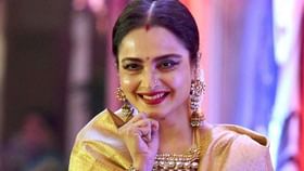 ತಾಯಿ ಆದಮೇಲೆ ಚಿತ್ರರಂಗ ಬಿಡ್ತೇನೆ ಎಂದಿದ್ದ ರೇಖಾ; ಅದು ಸಂಭವಿಸಲೇ ಇಲ್ಲ ತಾಯಿ ಆದಮೇಲೆ ಚಿತ್ರರಂಗ ಬಿಡ್ತೇನೆ ಎಂದಿದ್ದ ರೇಖಾ; ಅದು ಸಂಭವಿಸಲೇ ಇಲ್ಲ