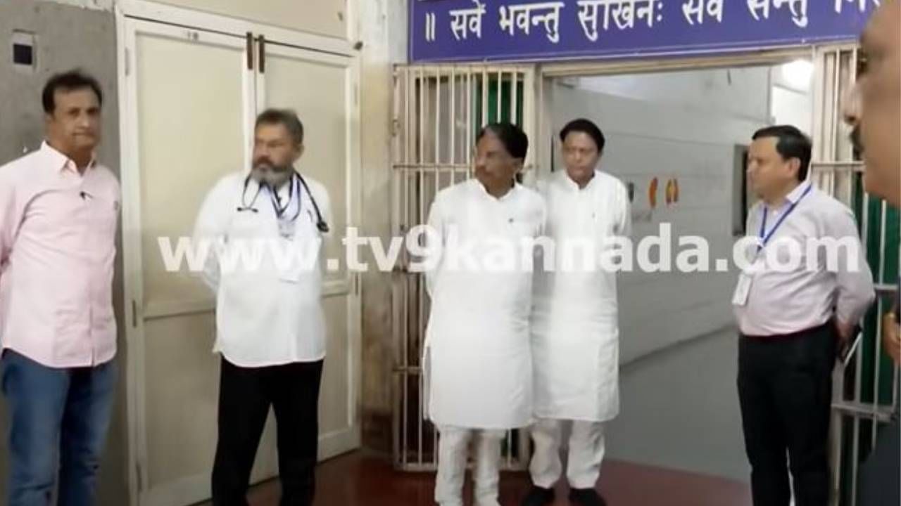Gujarat Plane Crash: ದೇಹಗಳು ಸುಟ್ಟು ಕರಕಲಾಗಿರುವುದರಿಂದ ಗುರುತಿಸುವುದು ಸಂಬಂಧಿಕರಿಗೆ ಸಾಧ್ಯವಾಗುತ್ತಿಲ್ಲ