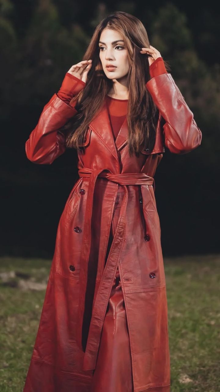 Rhea Chakraborty1