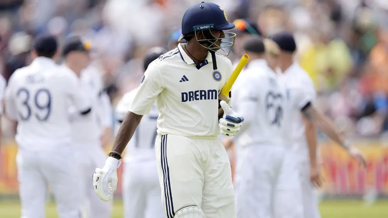 IND vs ENG: ಭಾರತ ಕ್ರಿಕೆಟ್ ಇತಿಹಾಸದಲ್ಲಿ ಇದೇ ಮೊದಲು; ಬೇಡದ ದಾಖಲೆ ಬರೆದ ಸಾಯಿ ಸುದರ್ಶನ್ IND vs ENG: ಭಾರತ ಕ್ರಿಕೆಟ್ ಇತಿಹಾಸದಲ್ಲಿ ಇದೇ ಮೊದಲು; ಬೇಡದ ದಾಖಲೆ ಬರೆದ ಸಾಯಿ ಸುದರ್ಶನ್