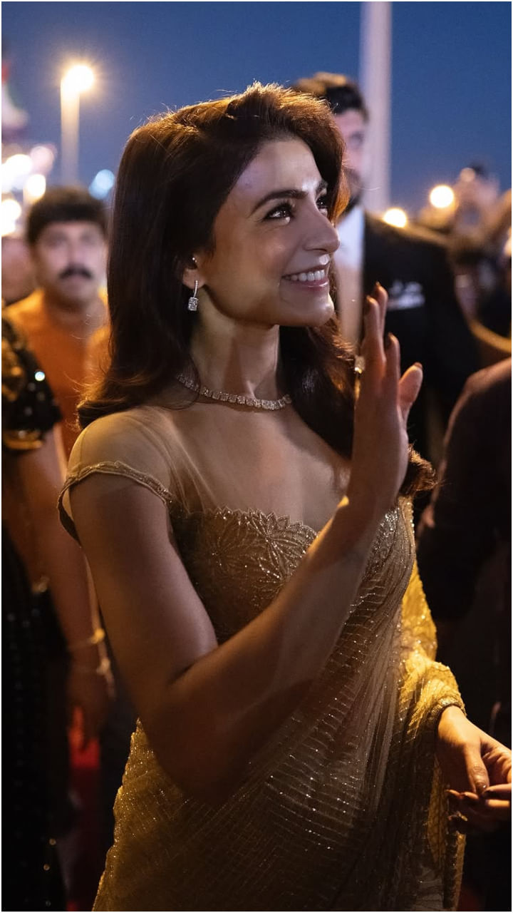 ಕೆಲಸದ ಬಿಡುವಿನಲ್ಲಿ ವಿವಿಧ ಕಡೆಗಳಿಗೆ ಸಮಂತಾ ಭೇಟಿ ನೀಡಿದ್ದಾರೆ.