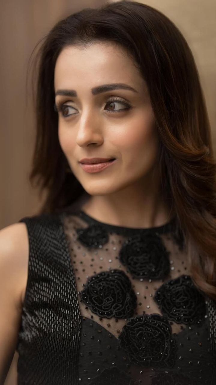 Trisha Krishnan8