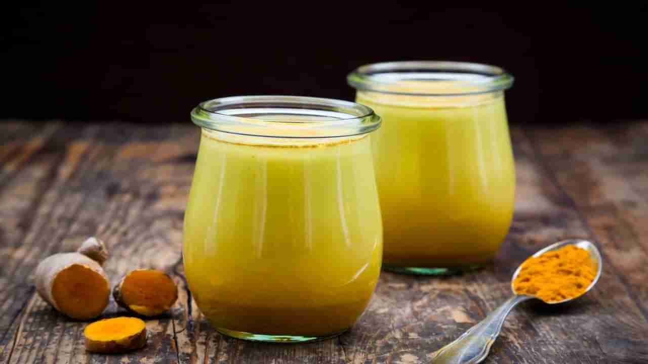 ಮಳೆಗಾಲದಲ್ಲಿ ಕಂಡು ಬರುವ ಸೋಂಕಿನಿಂದ ಮುಕ್ತಿ ಪಡೆಯಬೇಕಾದರೆ ಹಾಲಿಗೆ ಈ ಪುಡಿ ಹಾಕಿ ಕುಡಿಯಿರಿ